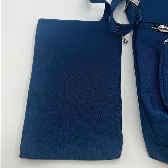 BAGGALLINI Pacific Blue RFID Pocket Crossbody and Wristlet - Picture 5 of 8
